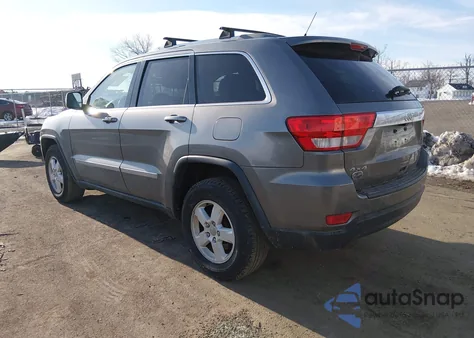 2011 Jeep Grand Cherokee Laredo from USA, damaged, VIN 1J4RR4GG8BC670849